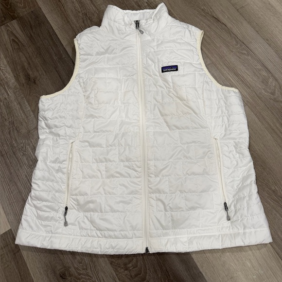 Patagonia Women’s Nano Puff Vest White Full Zip Size XXL - Picture 3 of 9